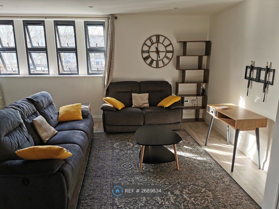 Property photo 3 of 34