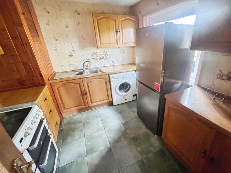 Property photo 2 of 15 Kitchen