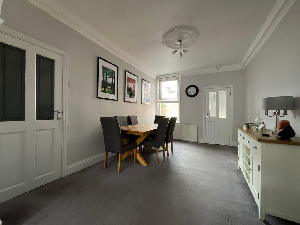 Property photo 3 of 22 3582636