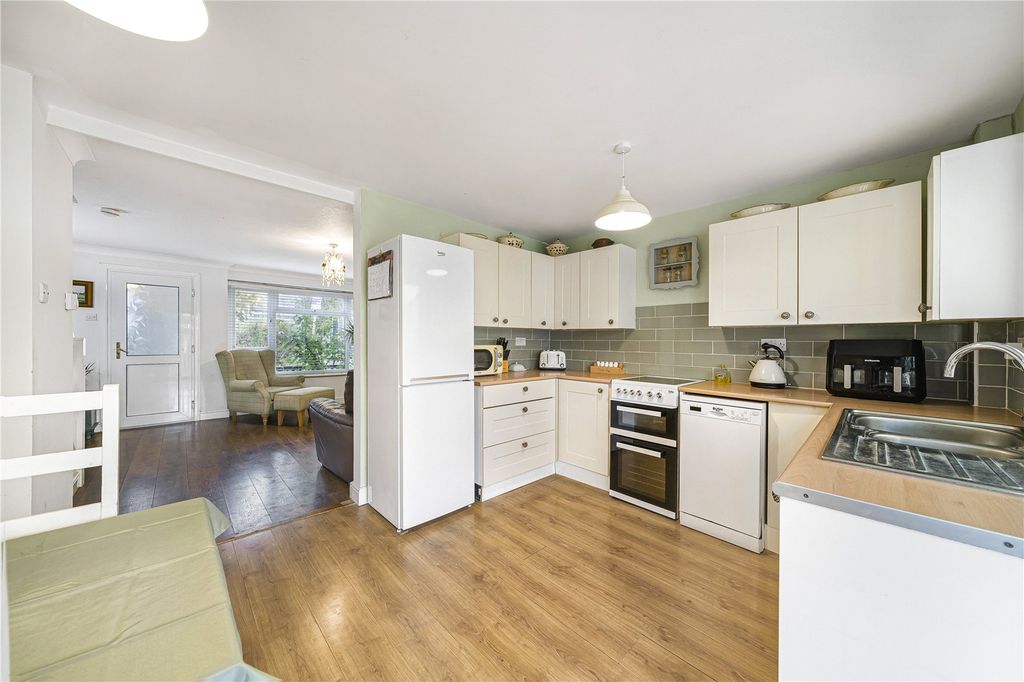 Property photo 3 of 27 Picture No. 20