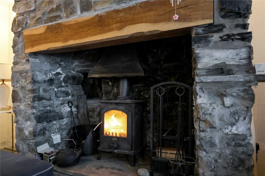 Property photo 3 of 9 Picture No. 05