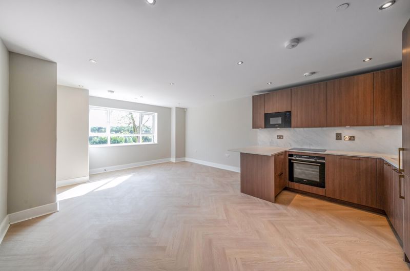 Property photo 2 of 12 Photo 8