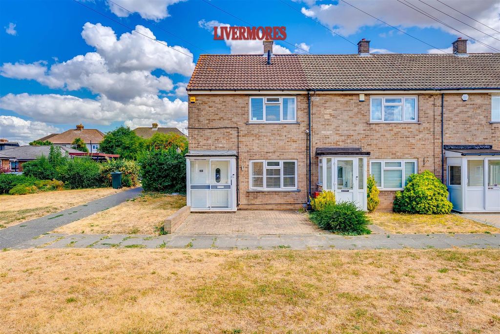 Property photo 1 of 20 A7S09552Hdrdp.Jpg