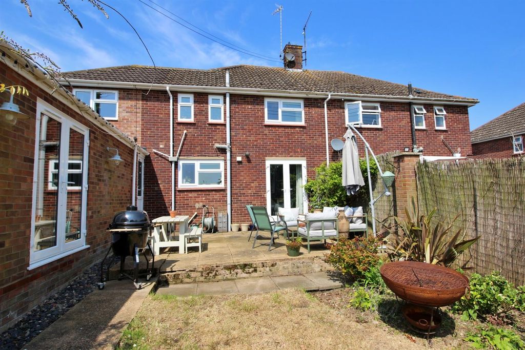 Additional image 40 of 4 bed semi-detached house for saleBedingfield Crescent, Halesworth IP19