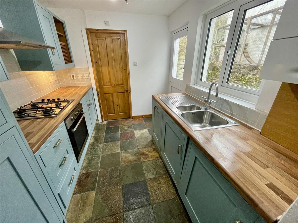 Property photo 3 of 14 Fullsizerender (8).Jpg