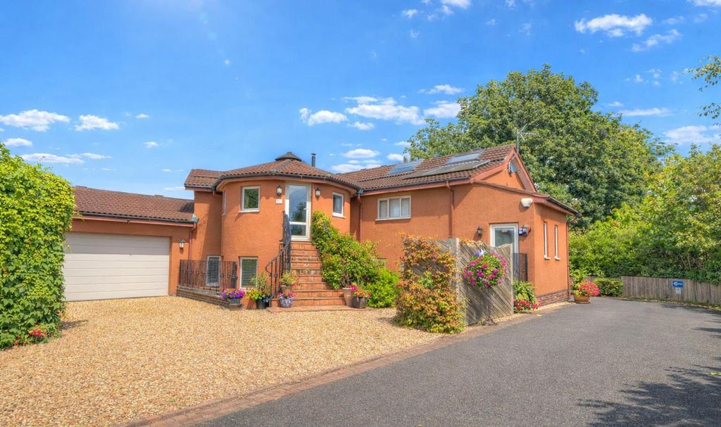 Property photo 1 of 28 B8A14cd5-1F0A-4Dfe-Af6c-8A610c2ce2Fa Copy.Png