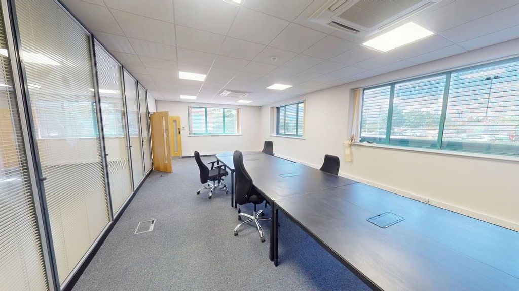 Property photo 3 of 8 Unit2Jephsoncourt06042025_095238.Jpg