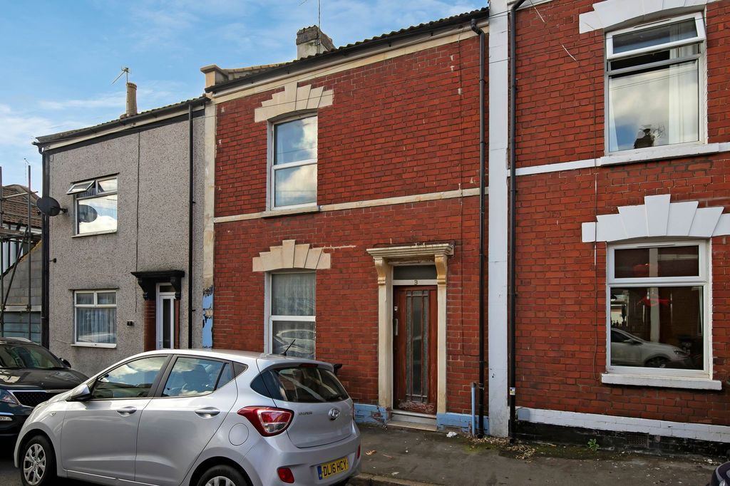 Property photo 2 of 15