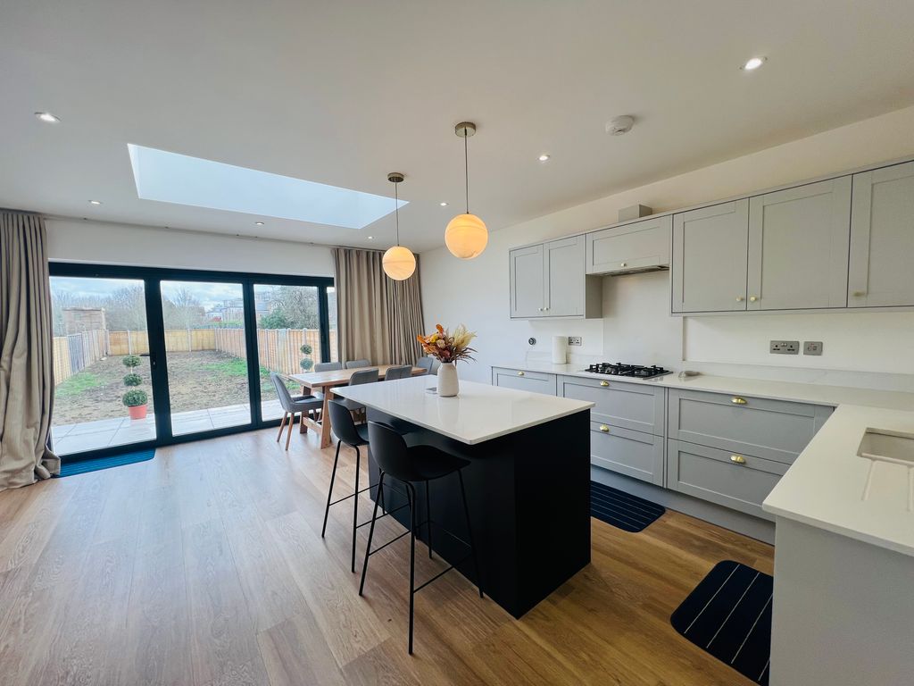 Property photo 2 of 13 Kitchen