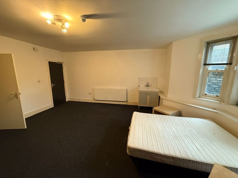 Property photo 2 of 5 Photo 1