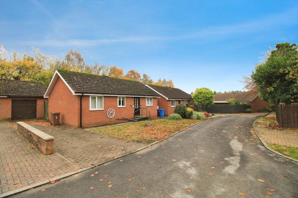 Property photo 2 of 5 Photo #2