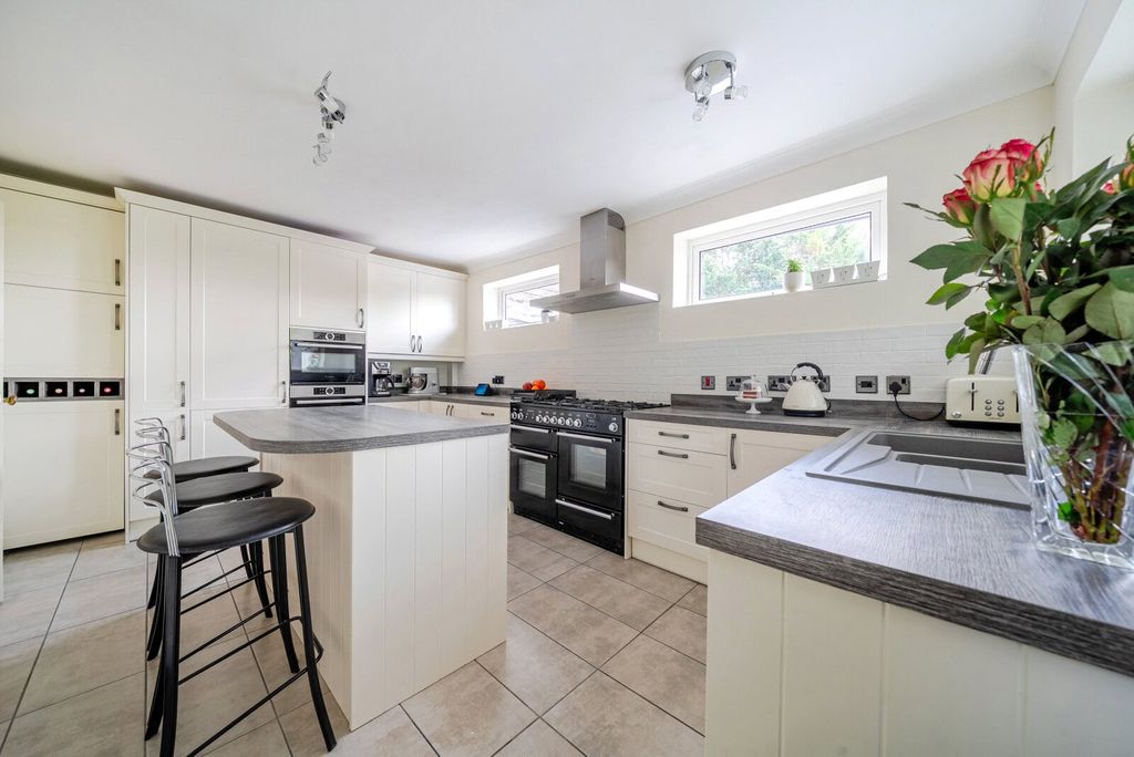 Property photo 2 of 21 1494029-18-6A5A38...
