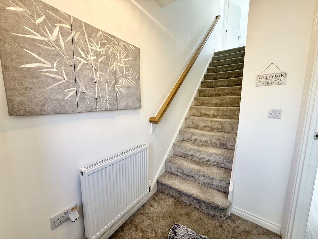 Property photo 2 of 17 Img_9047