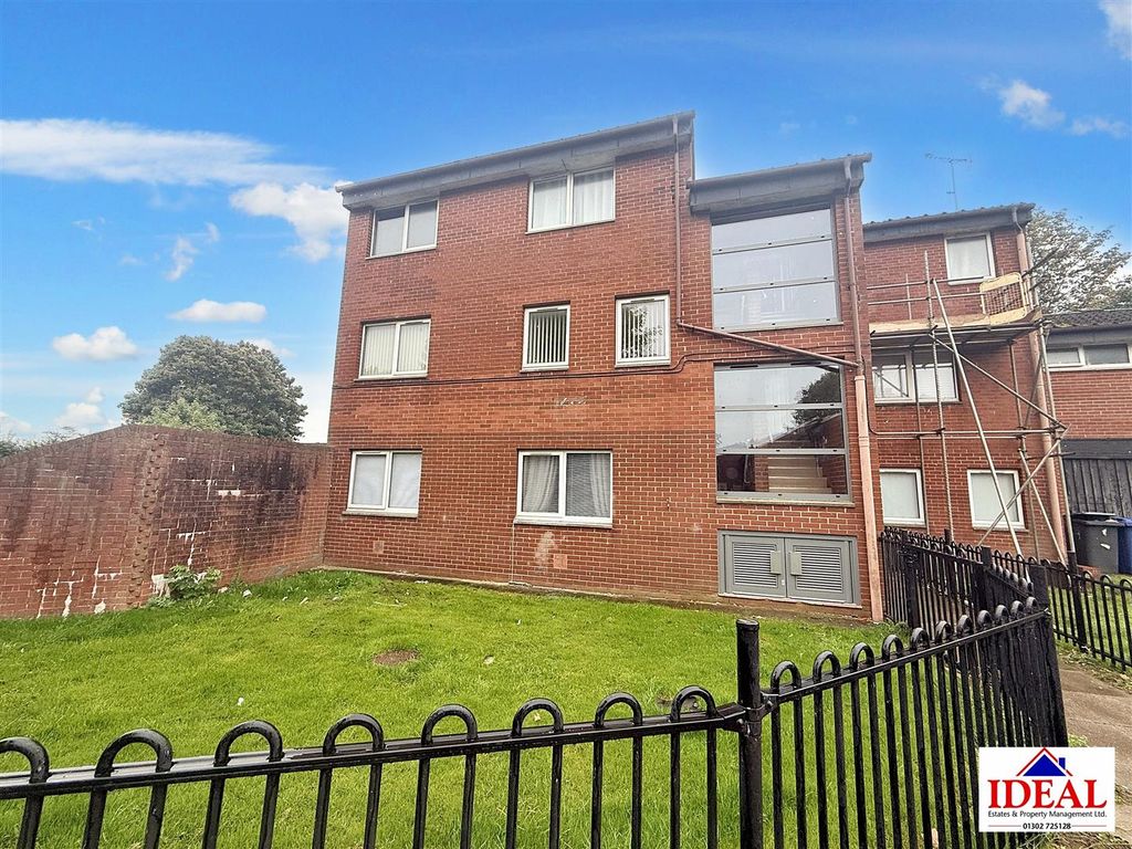 Property photo 1 of 11 Image00002 (5).Jpg