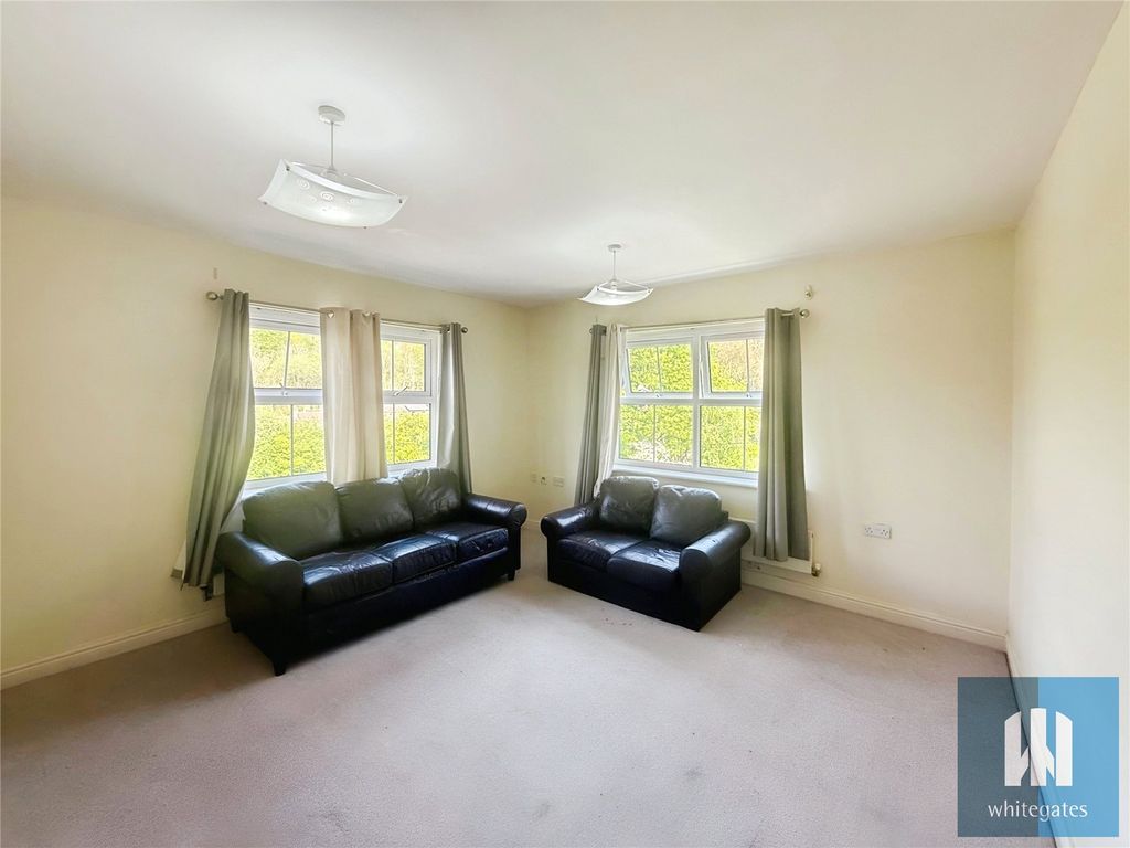 Property photo 2 of 5 Picture No. 06