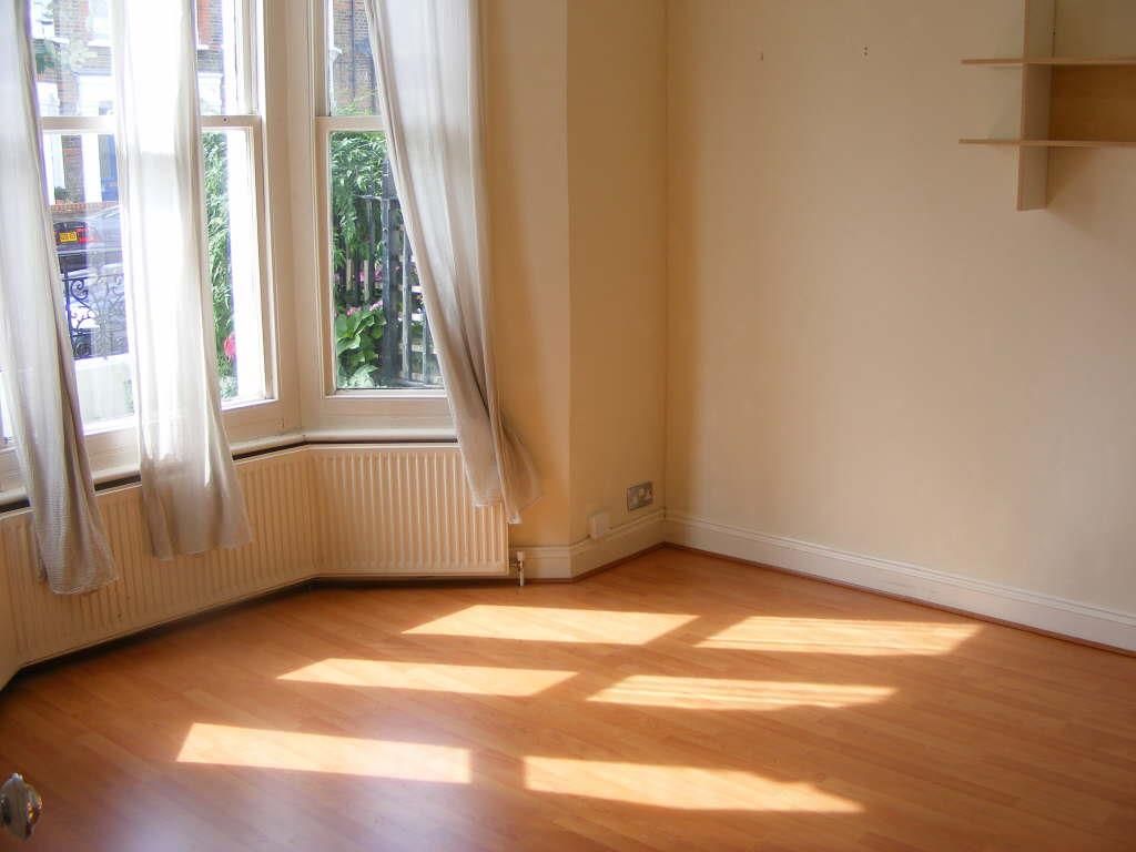 Property photo 3 of 7