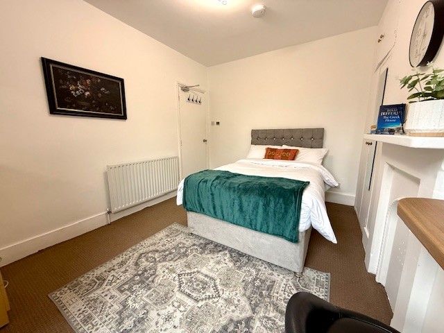 Property photo 3 of 6