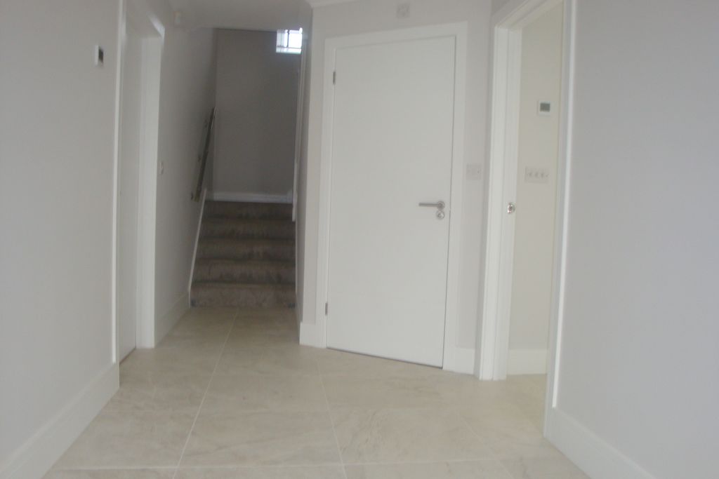 Property photo 3 of 43