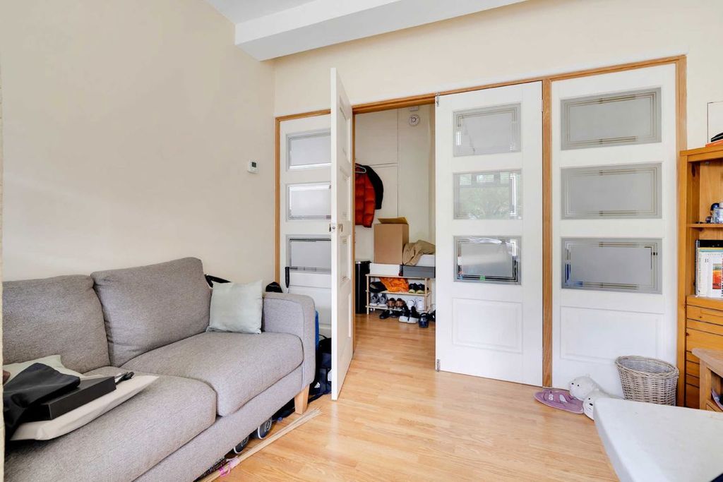 Property photo 2 of 4