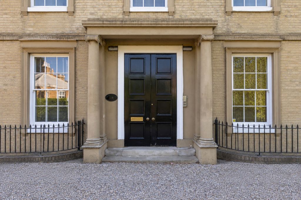 Property photo 2 of 29 5 Lexden Park House-61_Landscape