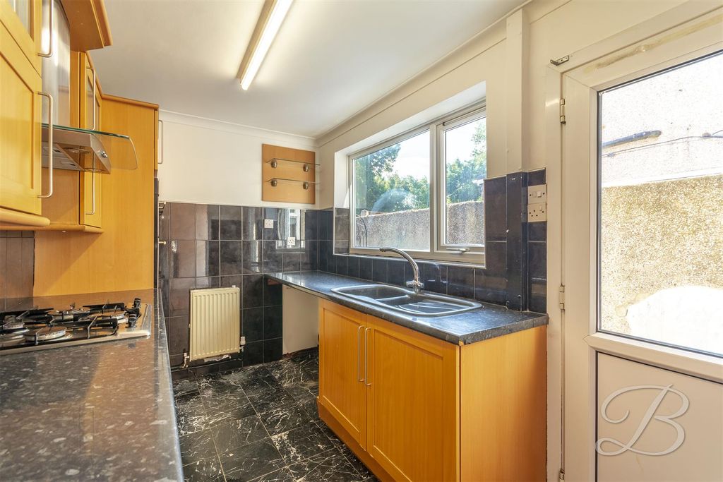 Property photo 3 of 19 Ccltd8.Jpg