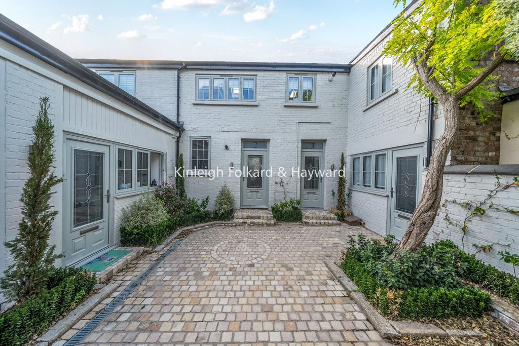 Property photo 2 of 14 Picture No. 13