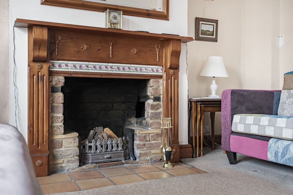 Property photo 3 of 15