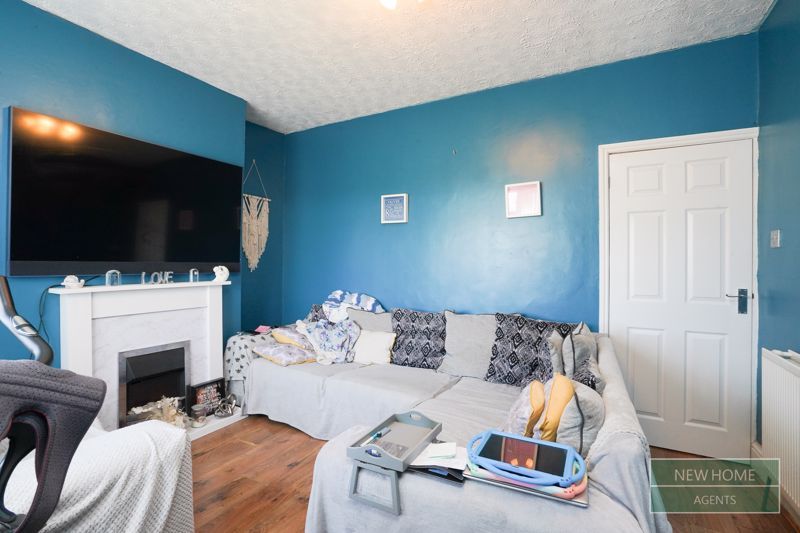 Property photo 3 of 12 Photo 13