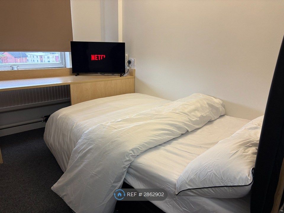 Property photo 3 of 6