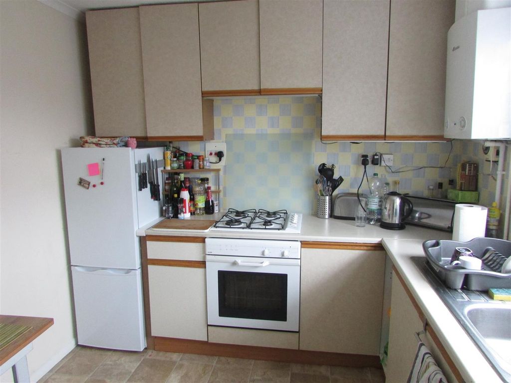 Property photo 2 of 3