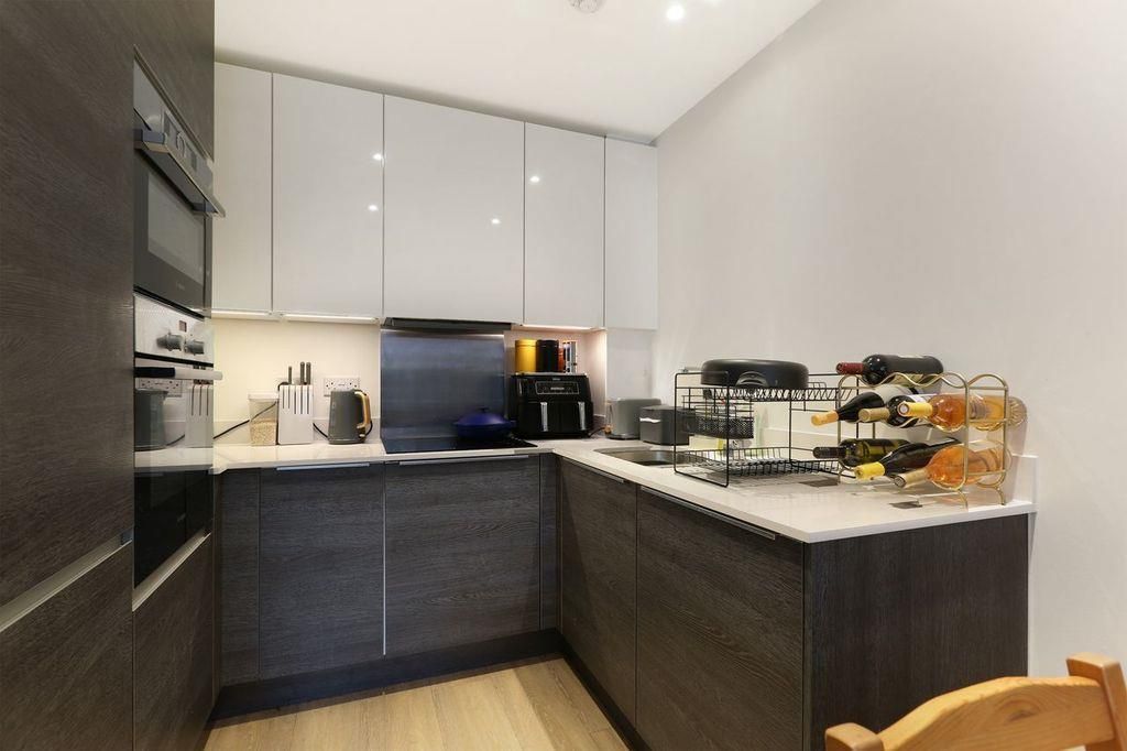 Property photo 3 of 15 C1B3Watq.Jpeg