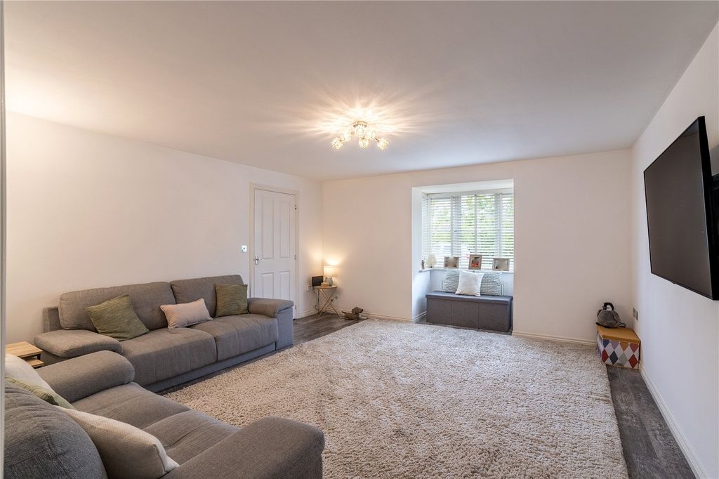 Property photo 2 of 32 Picture No. 60