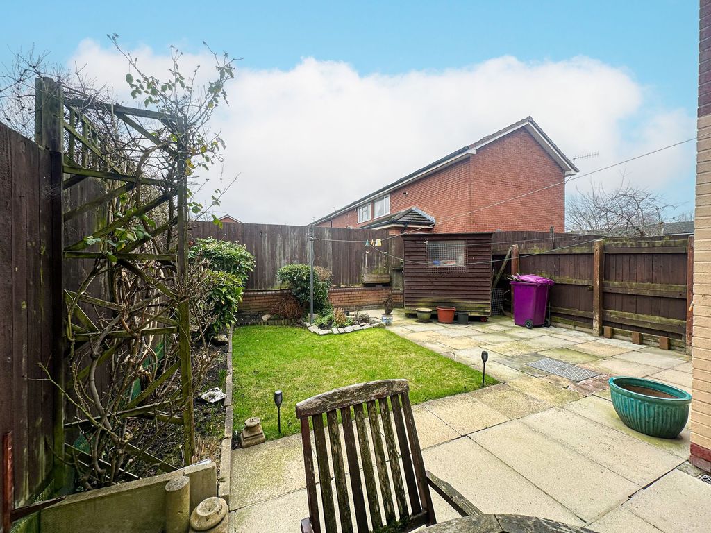 Property photo 3 of 11