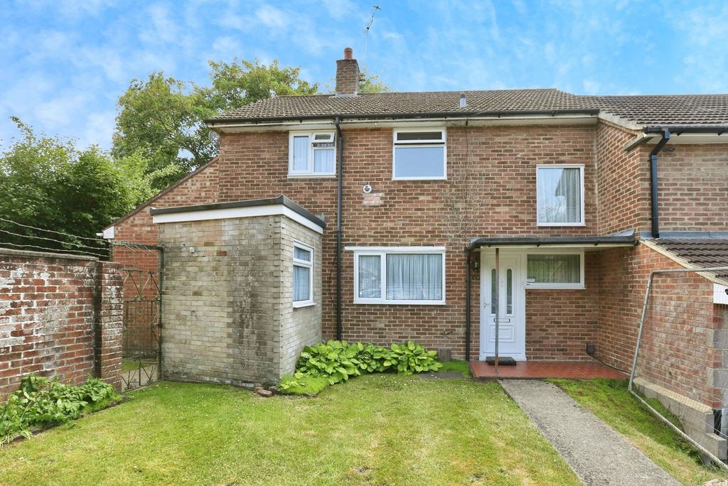 Property photo 1 of 11 Photo
