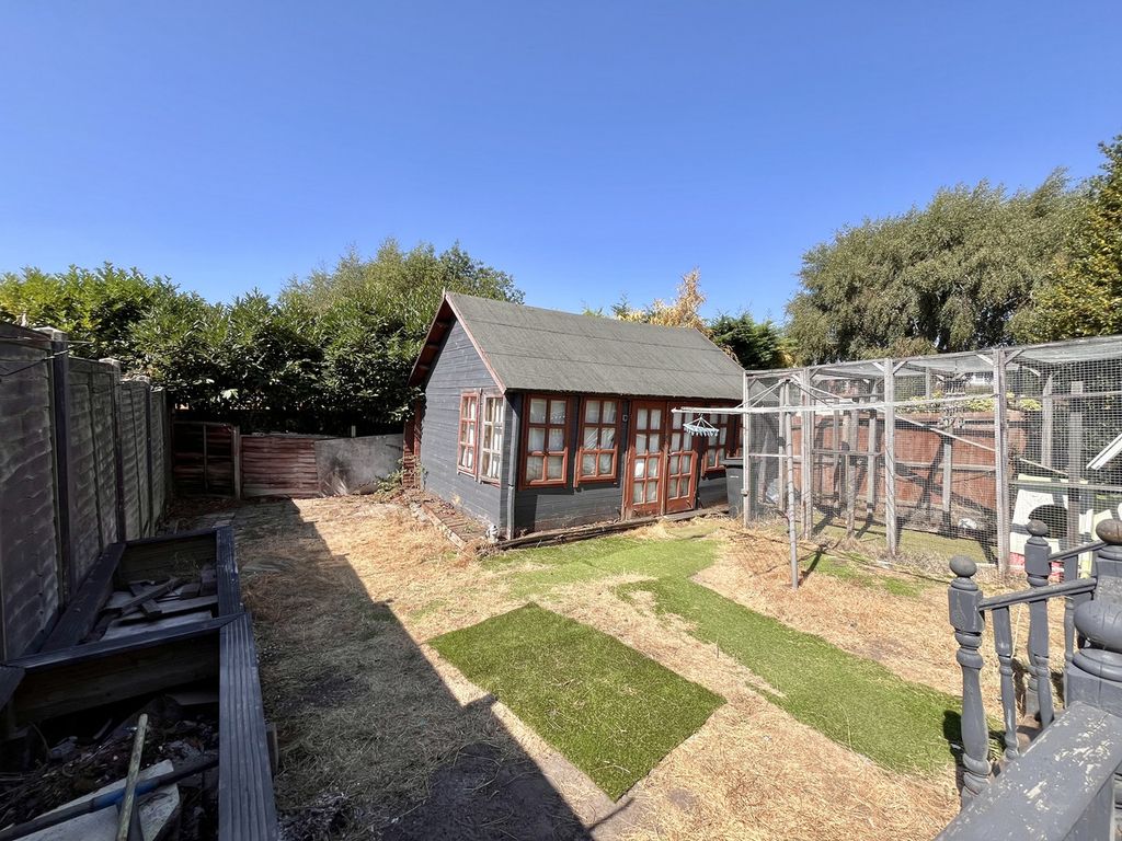 Property photo 3 of 15