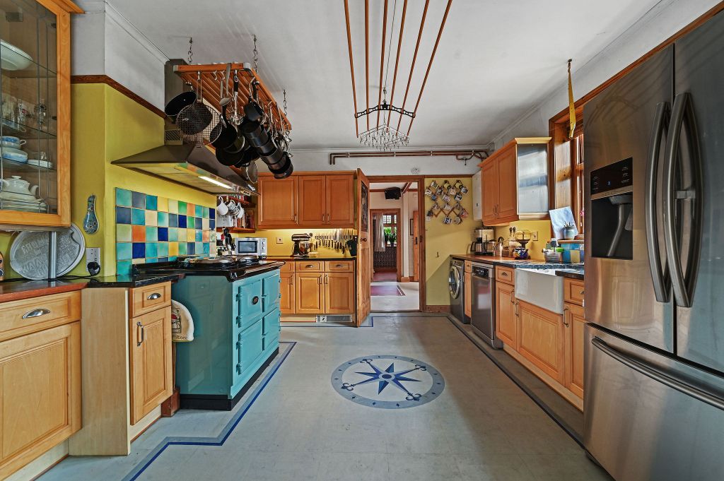 Property photo 3 of 59 Pt-Fc(Col)-Thebirches-18