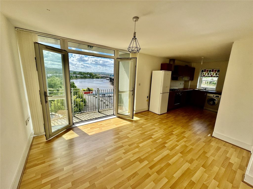 Property photo 3 of 11 Picture No. 07