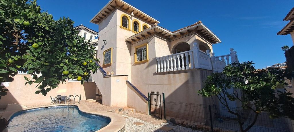 Property photo 1 of 38