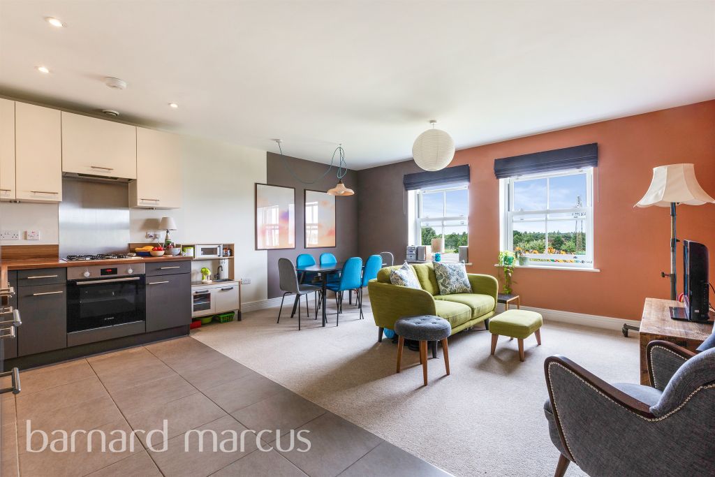 Property photo 3 of 19