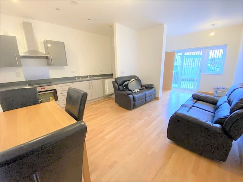 Property photo 2 of 6 Photo 9