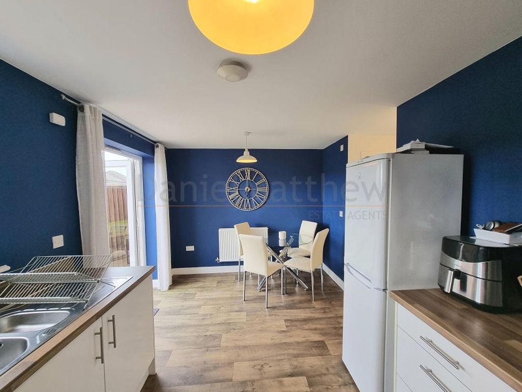 Property photo 2 of 22 Kitchen/Diner