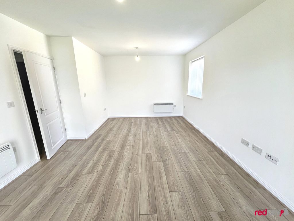 Property photo 3 of 6 Dining Room