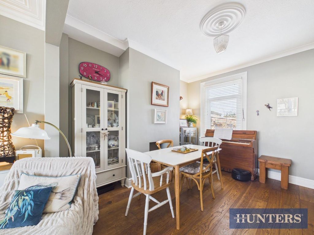 Property photo 3 of 18 Dining Area