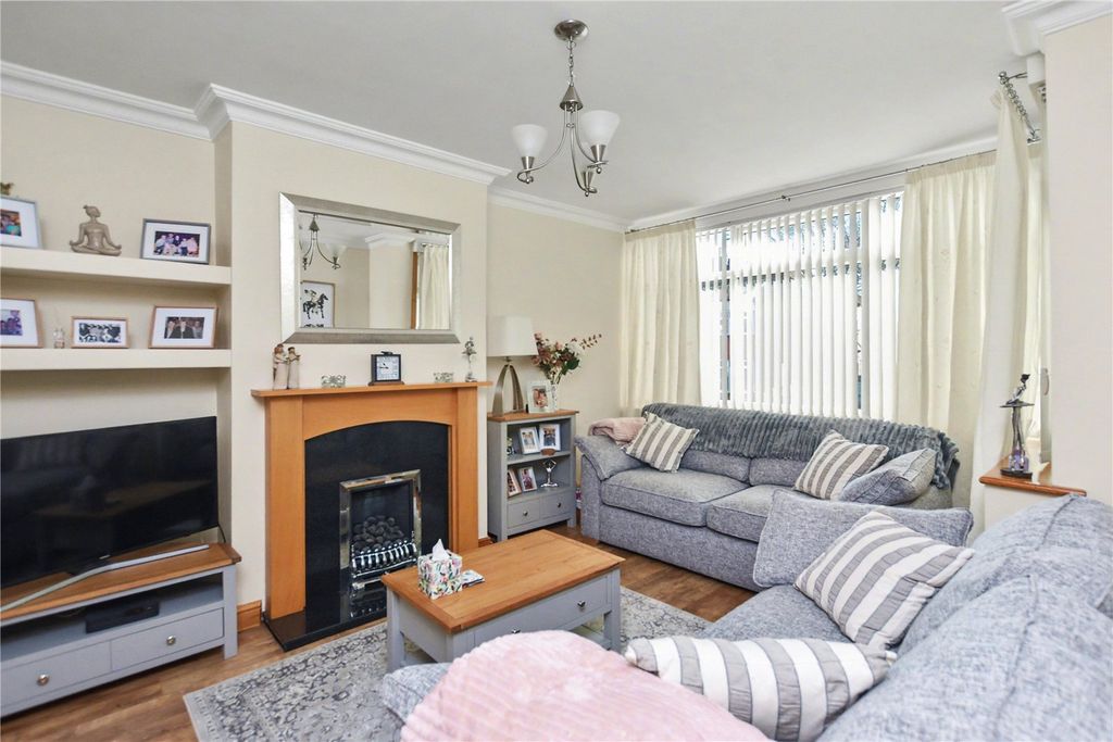 Property photo 3 of 16 Picture No. 07