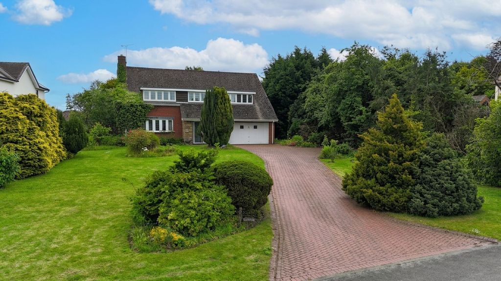 Property photo 1 of 39