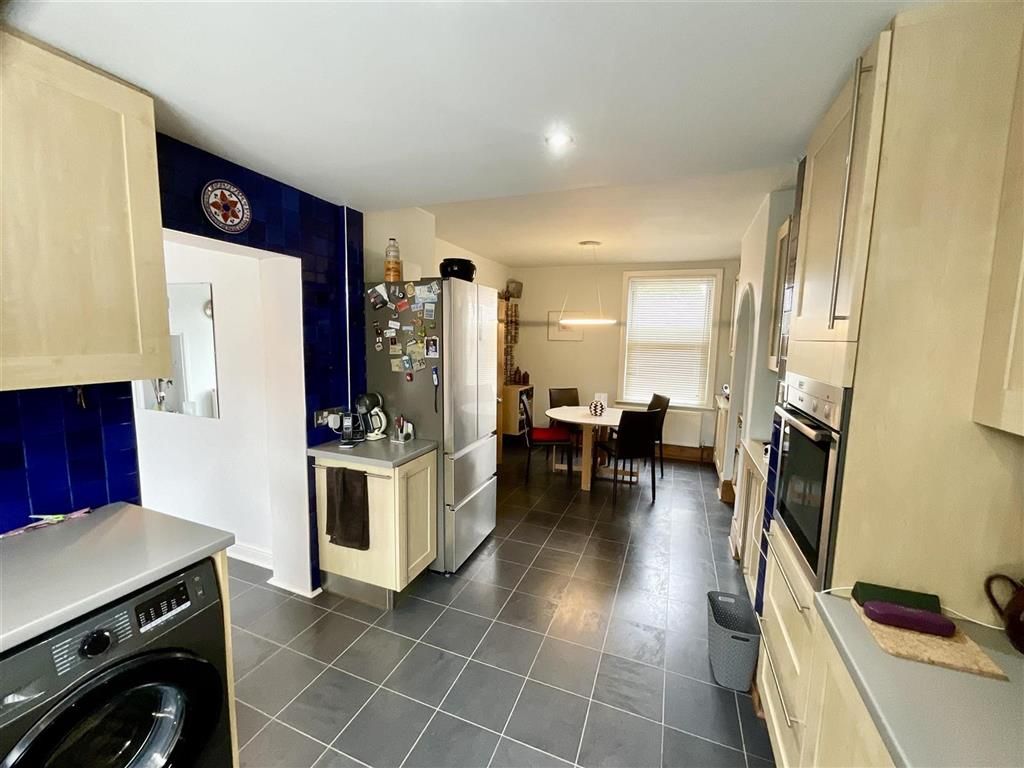 Property photo 1 of 13 Kitchen