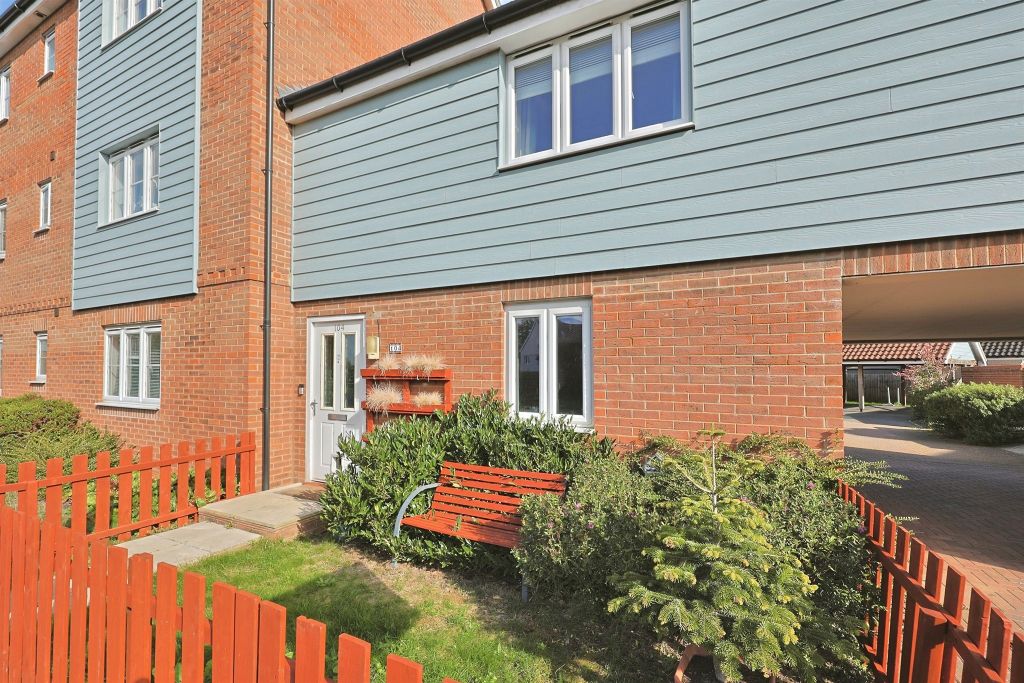Property photo 3 of 13