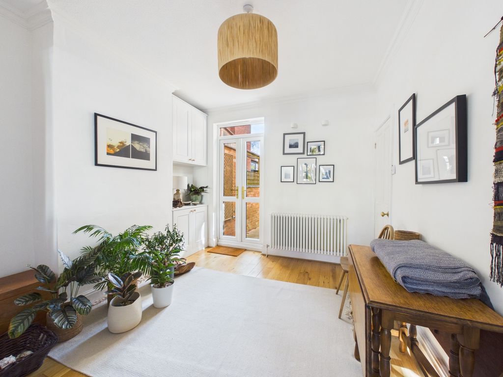 Property photo 3 of 27 3. Cam04922G0-Pr0132-Still003