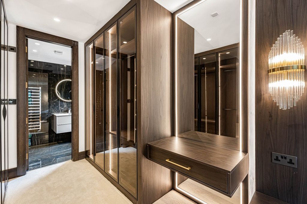 Additional image 20 of 5 bed detached house for salePipers Green Lane, Edgware HA8