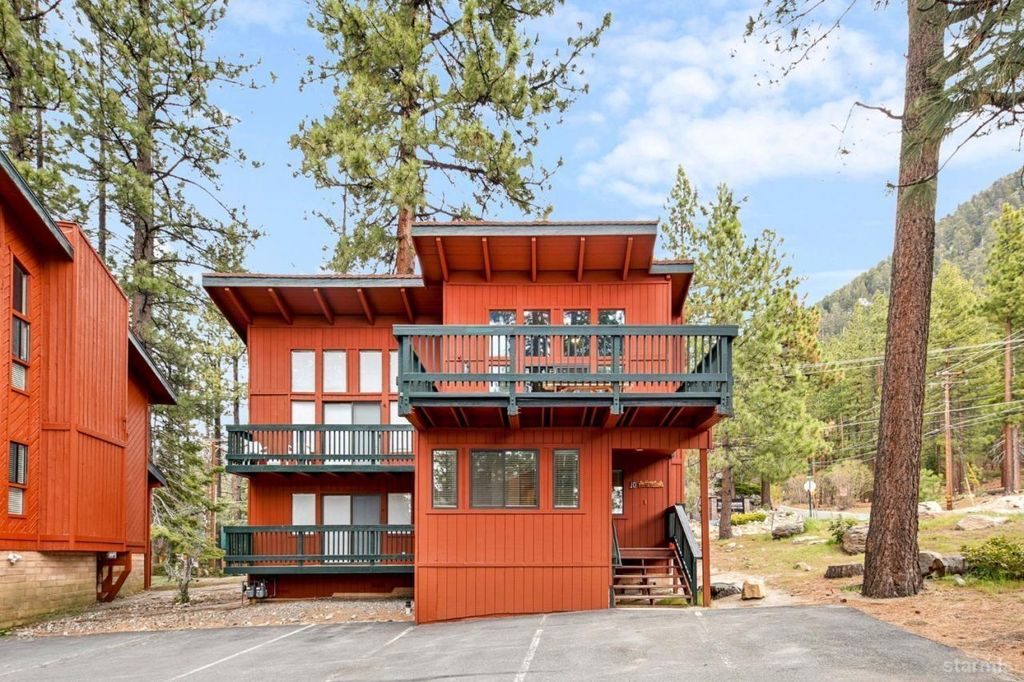 Property photo 1 of 30